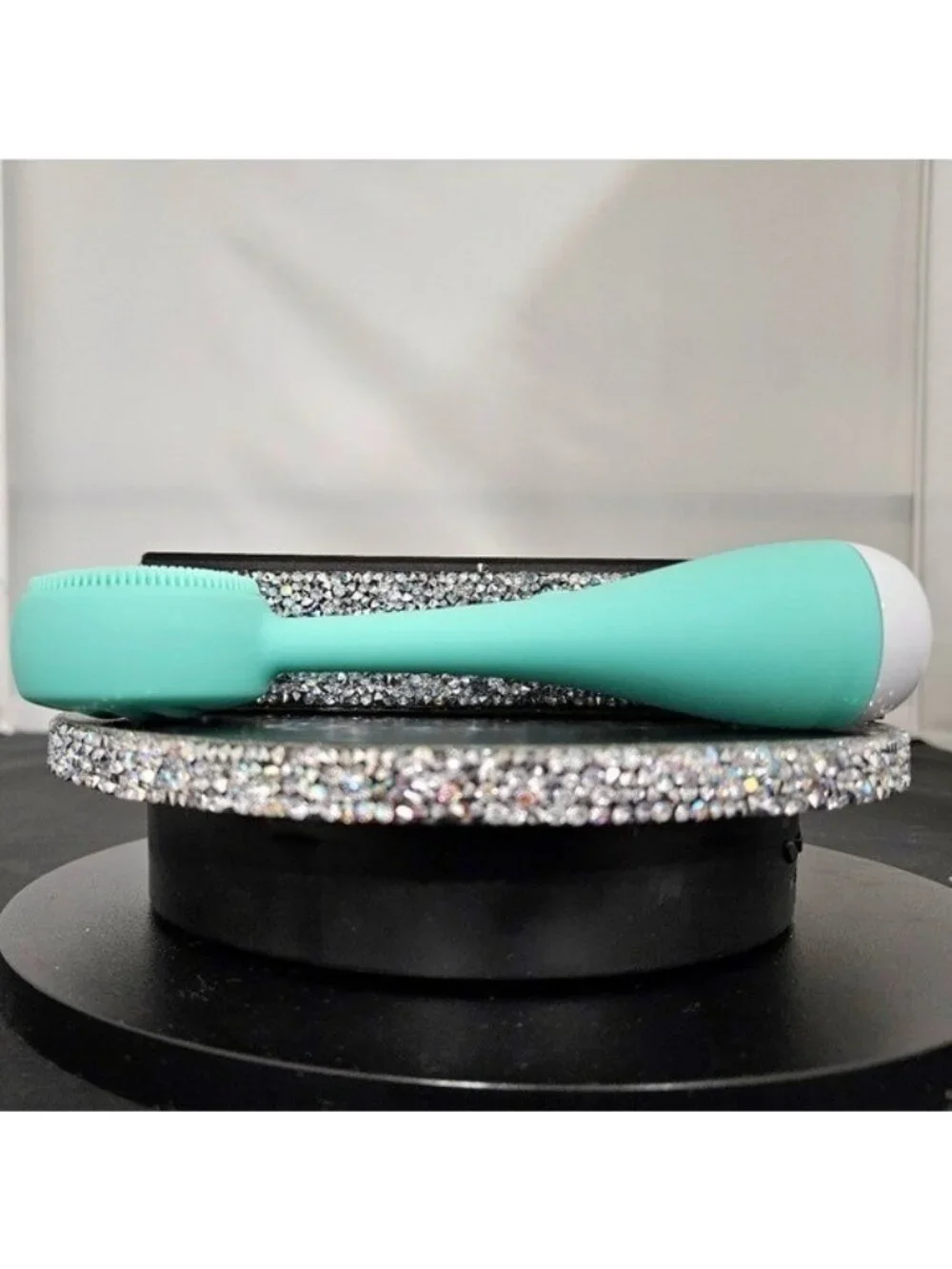 Smart Facial Cleanser Brush wand massage serum NWOB Retail $99 pmdclean